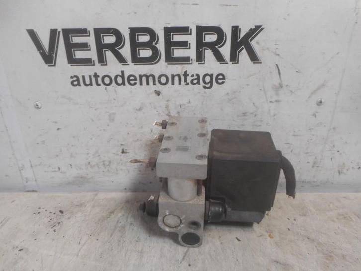 Abs Pomp Volvo 940 I Estate (1996-04/1998-10) 9169162, Auto-onderdelen, Remmen en Aandrijving, Volvo, Gebruikt