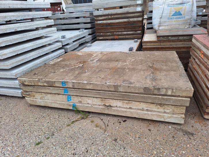 Stelconplaten 200x300.  14cm. Gratis bezorgd.  Lees adver., Tuin en Terras, Tegels en Klinkers, Gebruikt, Klinkers, Beton, 10 m² of meer