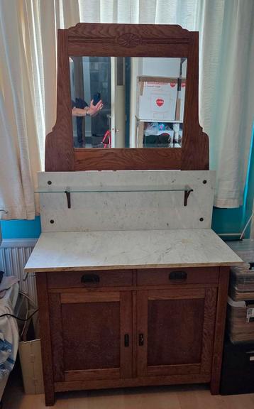 Antieke Wastafel met Spiegel & Marmer beschikbaar voor biedingen