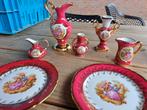 Limoges Porselein Miniatuur Collectie met kastje, Ophalen of Verzenden