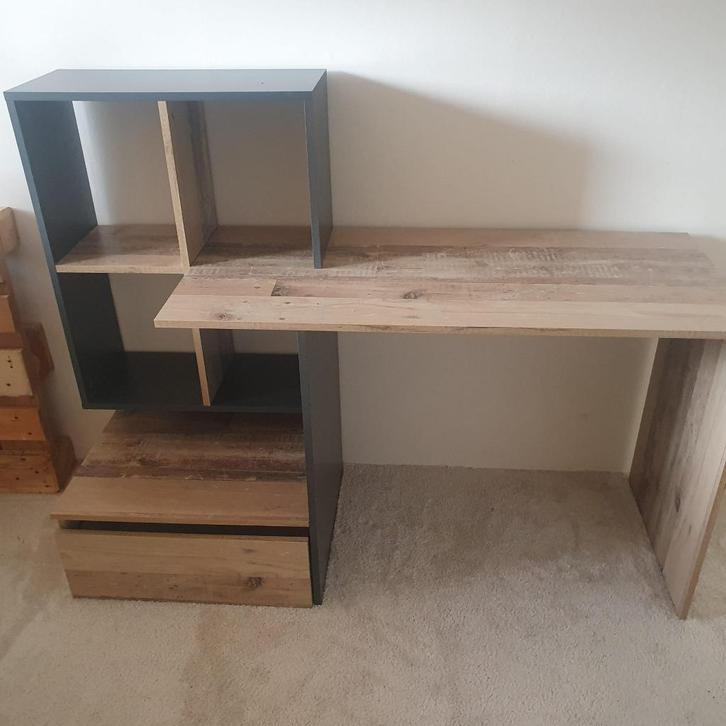 bureau kinderkamer, Huis en Inrichting, Bureaus, Gebruikt, Bureau, Ophalen