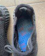 Zwarte Adidas Yeezy Boost 350 maat 45, Kleding | Heren, Schoenen, Ophalen of Verzenden, Gedragen, Zwart, Sneakers of Gympen
