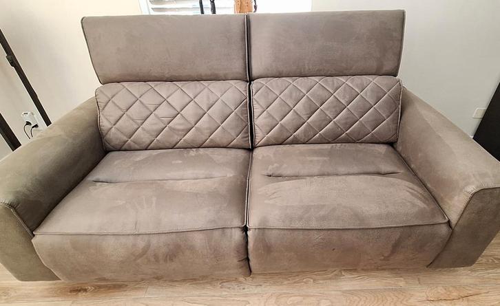 2,5 zits bank met elektrische relax stand (L/R) olijfgroen, Huis en Inrichting, Banken | Bankstellen, Zo goed als nieuw, Rechte bank