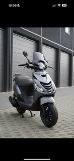 Piaggio zip 50cc 4T (2015), Fietsen en Brommers, Scooters | Piaggio, Ophalen of Verzenden, Zo goed als nieuw, Zip