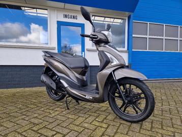 Sym Symphony ST 25km snorscooter BJ 2016 1e eigenaar LAGE KM