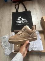 UGG Lowmel Sand 1144032-SAN Maat EU39 - US8W, Beige, UGG, Nieuw, Ophalen of Verzenden