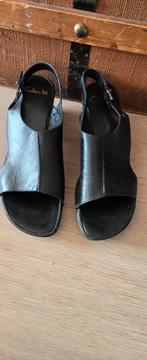 Elegante zwarte sandalen - Clarks - Maat 39, Zwart, Zo goed als nieuw, Clarks, Sandalen of Muiltjes