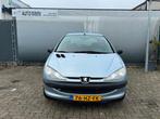 Peugeot 206 1.1 XR - Elektr ramen - APK 03-26, Auto's, Peugeot, Voorwielaandrijving, Stof, Gebruikt, 31 €/maand