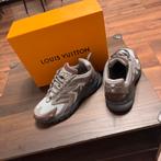 Louis Vuitton Tactic Runners Maat 43 Nieuw, Ophalen of Verzenden, Nieuw, Overige kleuren, Sneakers of Gympen