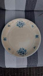 Groot diep bord nv koninklijke platteel Gouda Plazuid., Gebruikt, Ophalen of Verzenden, Bord(en), Overige stijlen