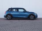 MINI 5-deurs Cooper Navigatie/ Cruise Control/ Driving Assis, Gebruikt, Met garantie (alle), Blauw, Origineel Nederlands