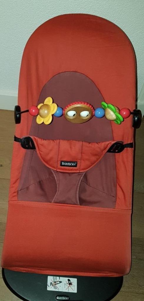 Complete nette babybjorn met speelboog, Kinderen en Baby's, Wipstoeltjes, Gebruikt, Wipstoel, Overige merken, Met gordel(s) of riempje(s)