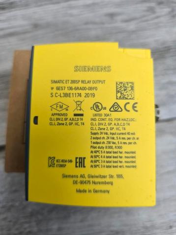 Siemens SIMATIC ET 200SP Relay Output Module, (New) beschikbaar voor biedingen