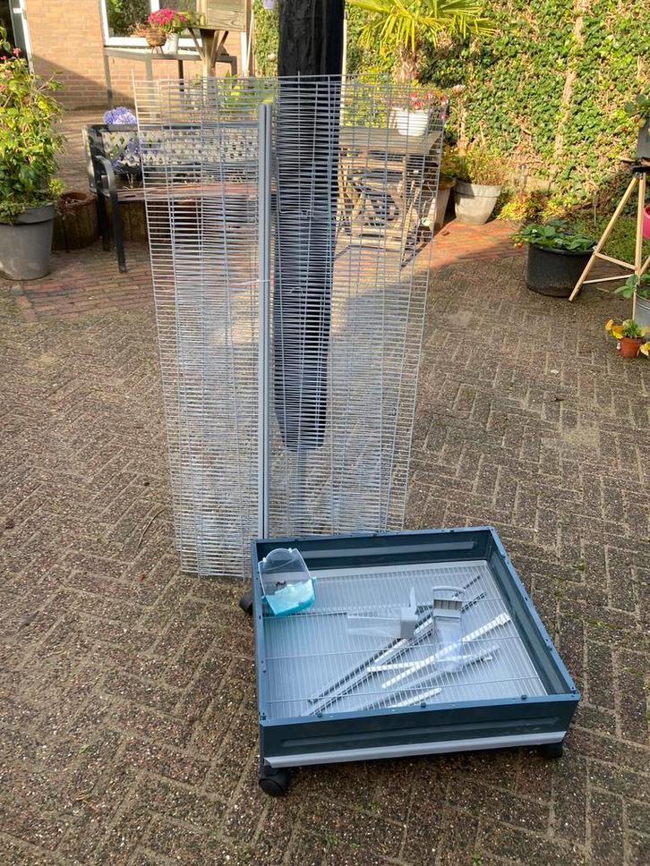 Kamervoliere z.g.a.n., Dieren en Toebehoren, Vogels | Hokken en Kooien, Zo goed als nieuw, Vogelkooi, Metaal, Ophalen
