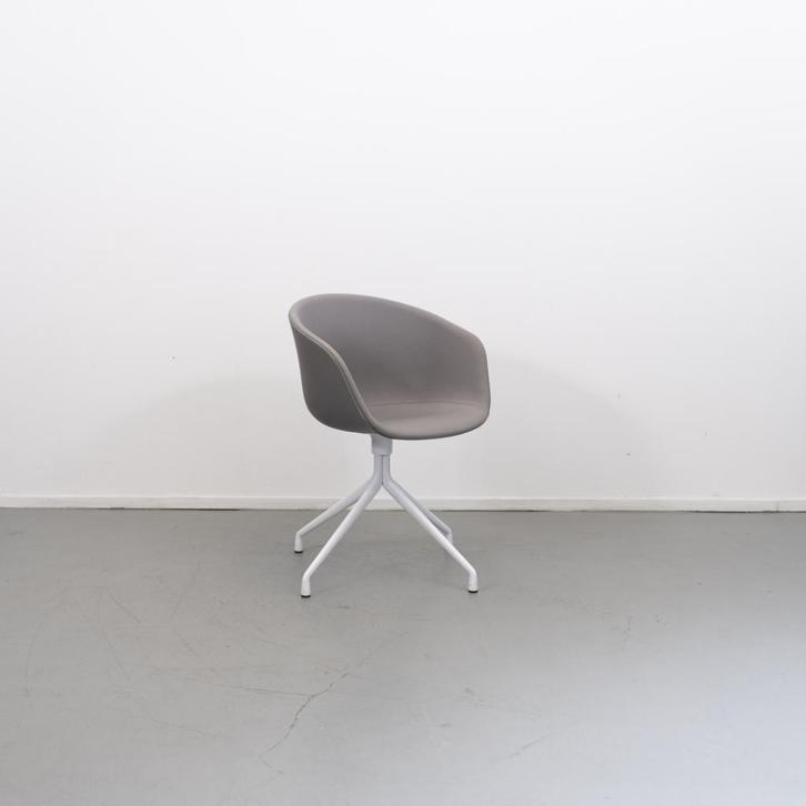 1x Hay About a Chair AAC21 Draaibaar Grijs/Taupe Stof - Wit, Huis en Inrichting, Stoelen, Zo goed als nieuw, Metaal, Stof, Grijs
