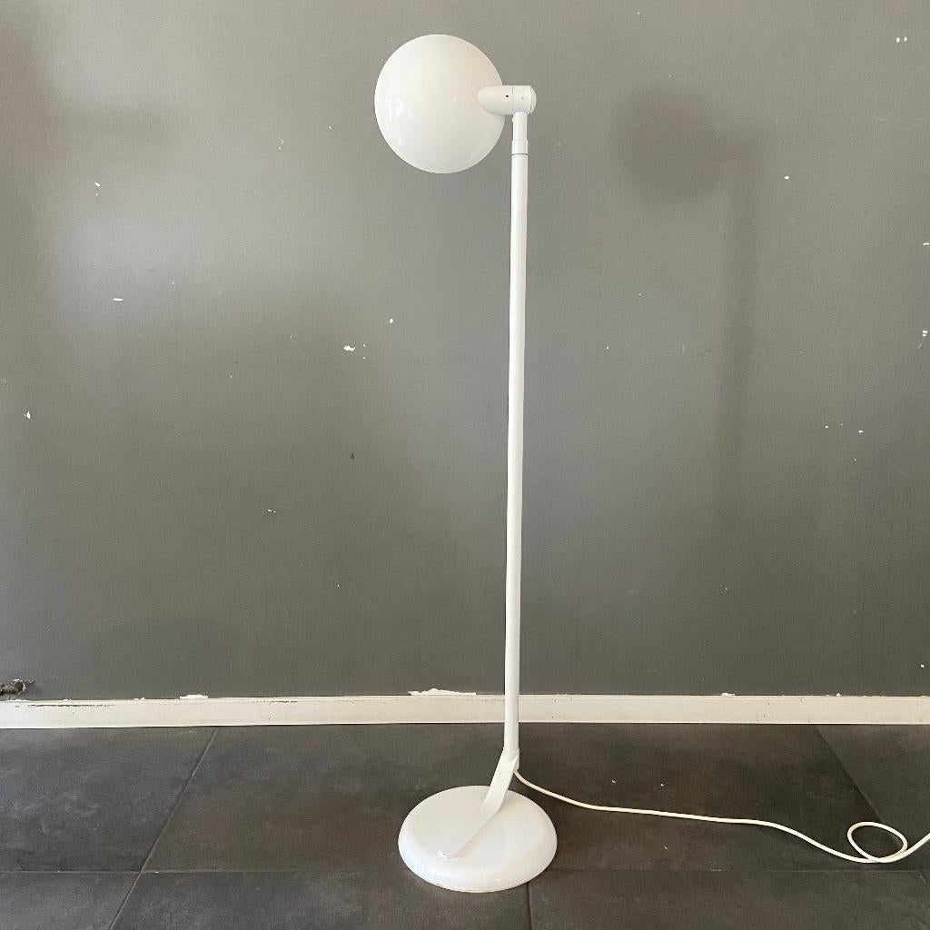 jaren 70 80 post modern design vloerlamp Temde, Huis en Inrichting, Lampen | Vloerlampen, Ophalen, Temde, Gebruikt, Verstelbare lamp