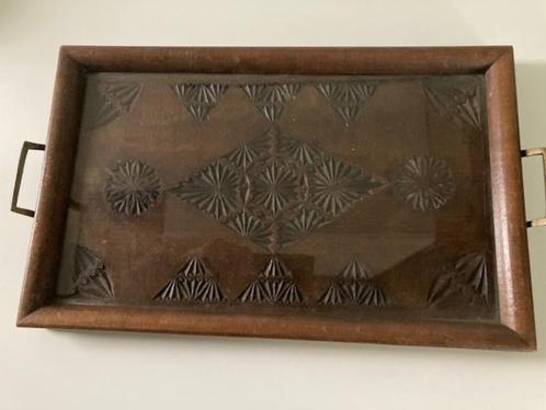 Friese kerfsnede dienblad antiek glazen plaat messing grepen, Antiek en Kunst, Antiek | Woonaccessoires, Ophalen of Verzenden
