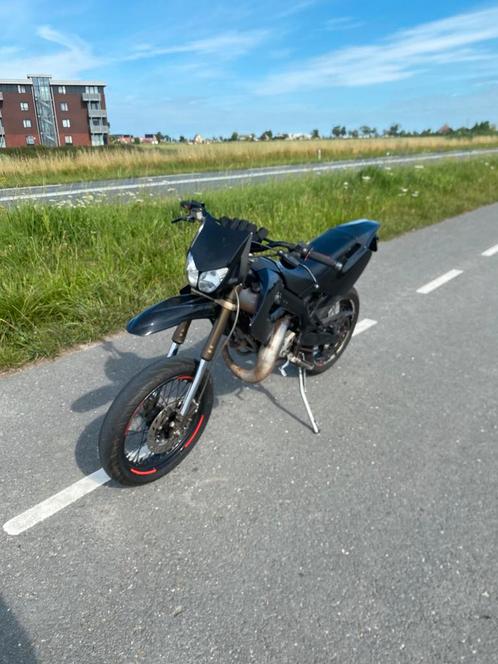 Derbi senda R 2005 70 cc, Fietsen en Brommers, Brommers | Derbi, Gebruikt, Maximaal 45 km/u, Ophalen