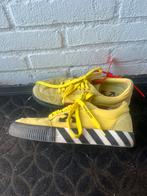 Off white schoenen yellow/ mosterd maat 42, Ophalen of Verzenden, Zo goed als nieuw, Schoenen