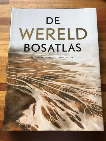 De Wereld Bosatlas 2004 beschikbaar voor biedingen