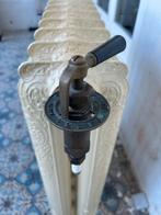 Antieke Gietijzeren Radiator - Sierlijk, Doe-het-zelf en Verbouw, Ophalen, Gebruikt, Radiator, 60 tot 150 cm