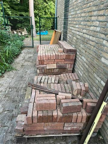 Metselstenen te koop beschikbaar voor biedingen