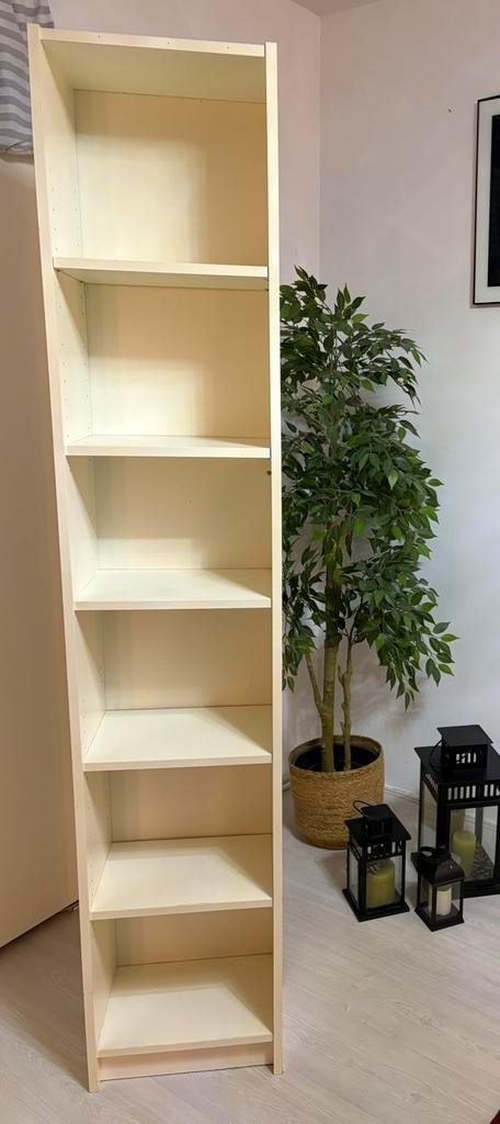 BILLY boekenkast van Ikea - wit, Huis en Inrichting, Kasten | Boekenkasten, Zo goed als nieuw, Minder dan 50 cm, 200 cm of meer