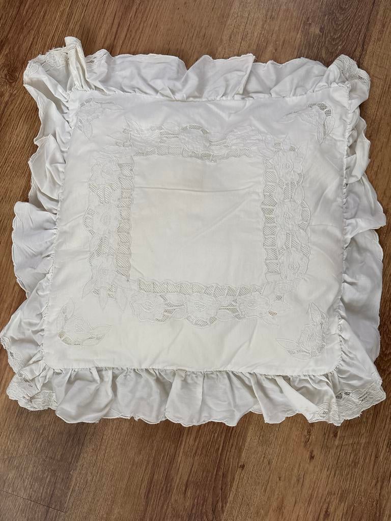 Vintage Doopkussen / Wiegkussen - 35x35 cm, Ophalen of Verzenden, Gebruikt, Kleed of Kussen