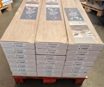 Restpartij 56,5 m2 laminaat D3661 Montmelo Oak Natuur beschikbaar voor biedingen