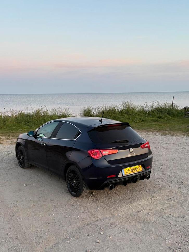 Alfa Romeo Giulietta 1.4 Turbo 2010 RIJDT SUPER!, Auto's, Alfa Romeo, Particulier, Giulietta, Benzine, B, Hatchback, Handgeschakeld