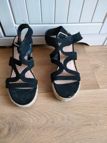 Zomer schoen maat 39 beschikbaar voor biedingen