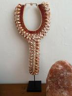 Unieke schelpenketting oo standaard ornament, Huis en Inrichting, Ophalen of Verzenden, Zo goed als nieuw