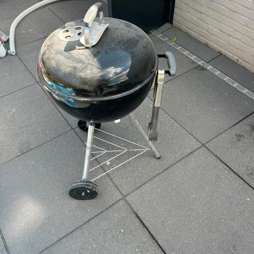 Bbq weber beschikbaar voor biedingen