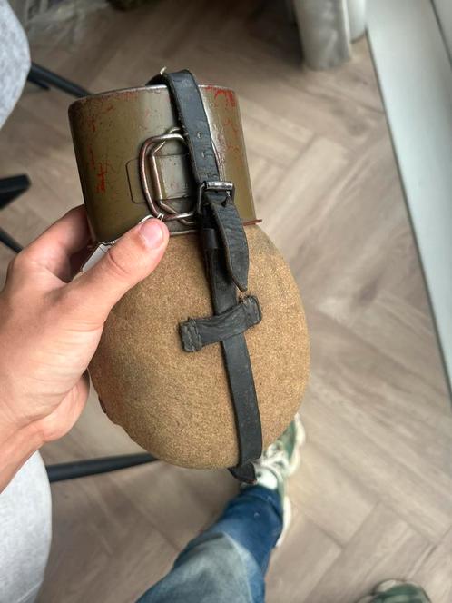Nummer gelijke duitse veldfles o.h.w1941 ritter aluminium, Verzamelen, Militaria | Tweede Wereldoorlog, Landmacht, Overige typen