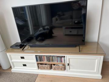 Richmond interiors oakdale tv kast beschikbaar voor biedingen