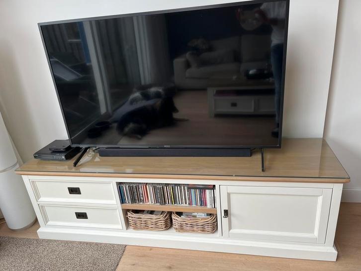 Richmond interiors oakdale tv kast, Huis en Inrichting, Kasten | Televisiemeubels, Gebruikt, Minder dan 100 cm, 150 tot 200 cm