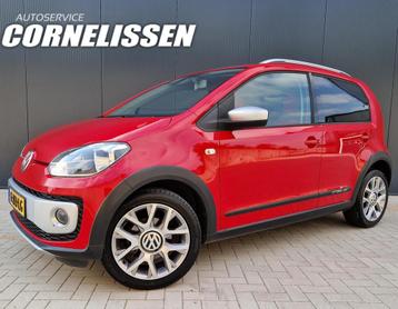 Volkswagen Up! 1.0 cross up! AIRCO | NAVI | STOELVERWARMING beschikbaar voor biedingen