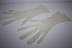 Oude gehaakte crème kleurige handschoenen, Antiek en Kunst, Ophalen of Verzenden