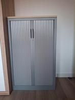Archiefkast met roldeuren, 2 planken, Ophalen, Gebruikt, 100 tot 150 cm, Meerdere deuren