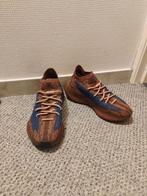 adidas Yeezy boost 380, Ophalen of Verzenden, Zo goed als nieuw