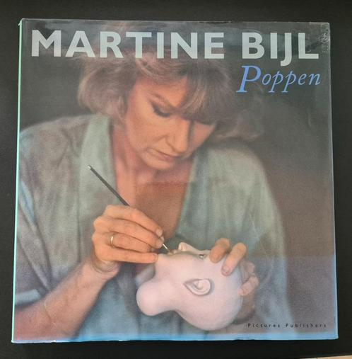 Martine Bijl - Poppen, Boeken, Hobby en Vrije tijd, Zo goed als nieuw, Poppen maken, Verzenden