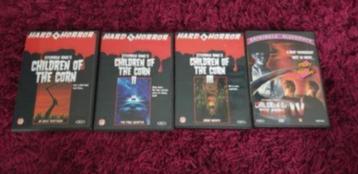 Te koop dvds Children of the corn delen 1 , 2 , 3 , 4  beschikbaar voor biedingen