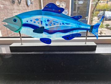 Glaskunst vis glasfusing handgemaakt mooie details!! beschikbaar voor biedingen