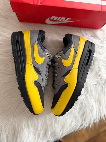 Nike Air Max 1  grijs geel zwart EU 44 airmax one 90 beschikbaar voor biedingen