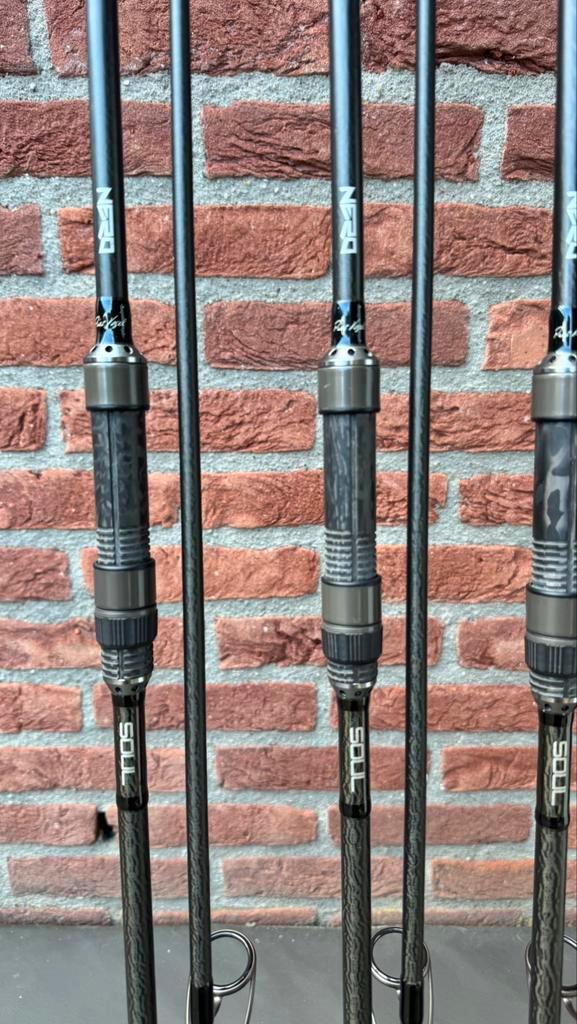 Nieuwe Soul Nero (Piet Vogel) 12Ft 2.75Lb Hengels, Watersport en Boten, Hengelsport | Karpervissen, Nieuw, Werphengel, Ophalen