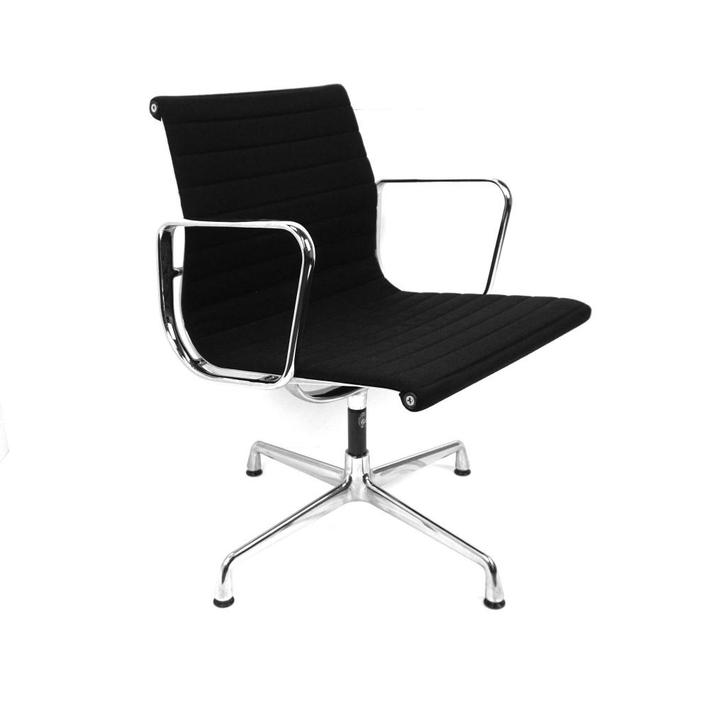 Orginele Vitra  EA 108 Charles Eames zwart hopsak chrome, Huis en Inrichting, Stoelen, Gebruikt, Vijf, Zes of meer stoelen, Metaal