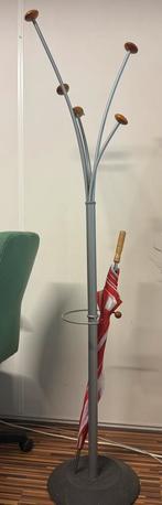 Kapstok met parapluhouder – 180 cm hoog, Ophalen, Gebruikt, Metaal, Staande kapstok