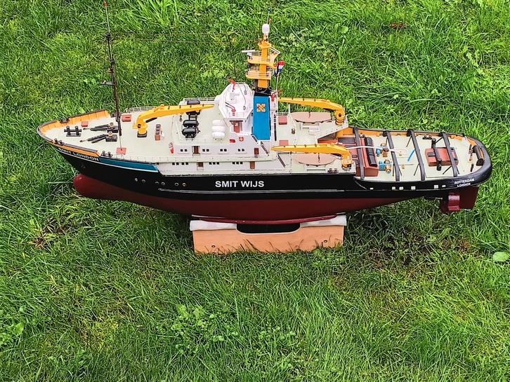 Nette Smit London sleepboot, nieuw onderdelen in, Hobby en Vrije tijd, Modelbouw | Boten en Schepen, Zo goed als nieuw, Overige merken