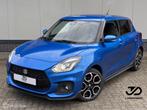 Suzuki Swift 1.4 Sport 140PK Camera Navi ACC RIJKLAAR, Auto's, Suzuki, Gebruikt, Zwart, 4 cilinders, Blauw