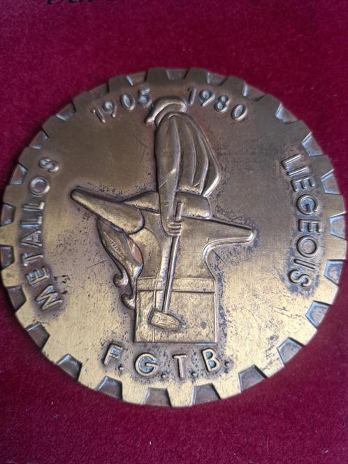 1980 België medaille Metallos Luik FGTB in brons, Postzegels en Munten, Penningen en Medailles, Brons, Buitenland, Verzenden